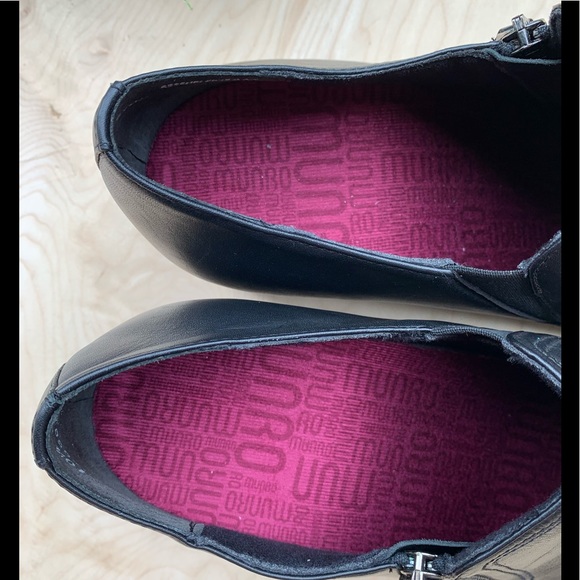 Munro woman NWT closed toe w/ zipper on si… - Picture 5 of 16
